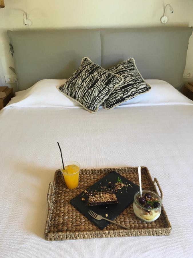 Arion Seaside Suites Paleros Dış mekan fotoğraf