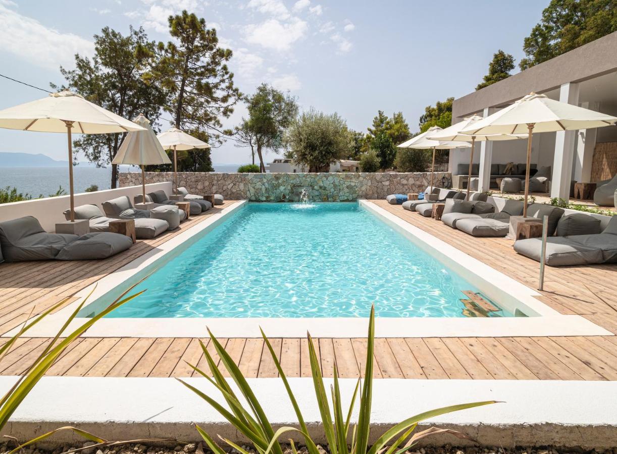 Arion Seaside Suites Paleros Dış mekan fotoğraf
