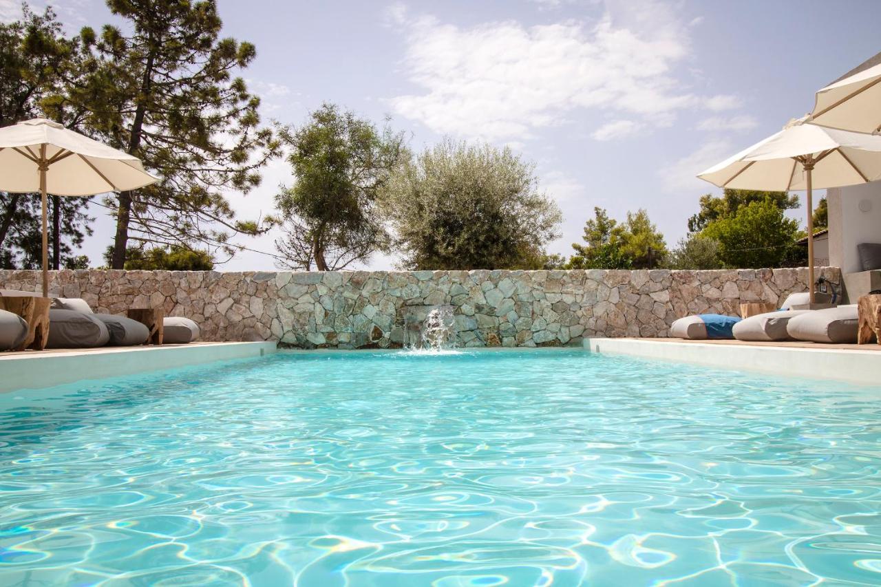 Arion Seaside Suites Paleros Dış mekan fotoğraf